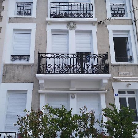 Chalet Les Marguerites - Biarritz Centre Ville Exterior foto