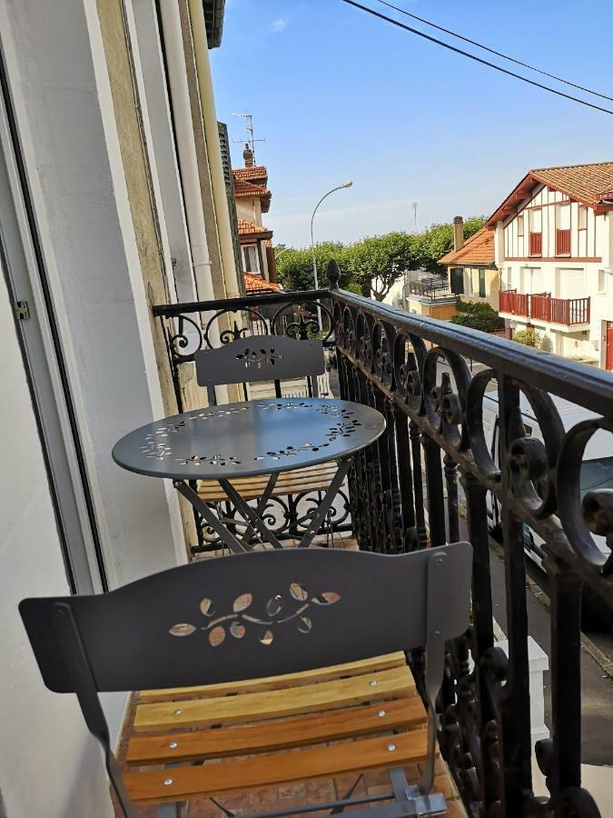 Chalet Les Marguerites - Biarritz Centre Ville Zimmer foto